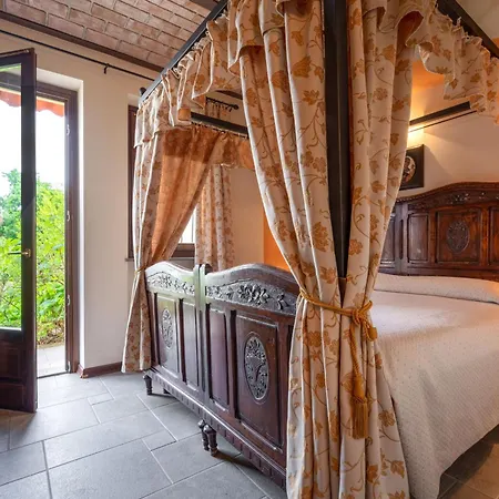 Casa de Férias General Massena - Naz110 By Interhome